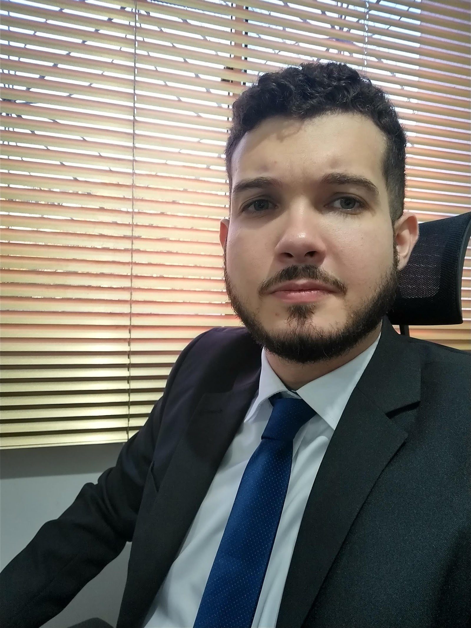 Felipe Freire, advogado em Ponte Nova
